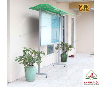 Bảng thông tin di động có mái che